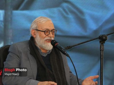 جهاد تبیین مثل جهاد نظامی سلاح نیازدارد و بصیرت یکی از سلاح های جهاد تبیین است