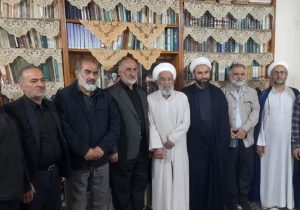 دیدار مسئول دفتر نمایندگی ولی فقیه سپاه آمل با روحانی انقلابی و رزمنده دفاع مقدس