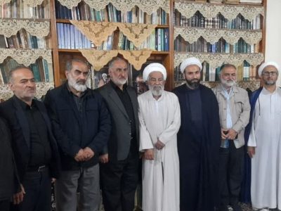 دیدار مسئول دفتر نمایندگی ولی فقیه سپاه آمل با روحانی انقلابی و رزمنده دفاع مقدس