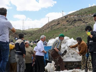 برگزاری مراسم سنتی-مذهبی برف چال در منطقه اسک وشِ لاریجان آمل