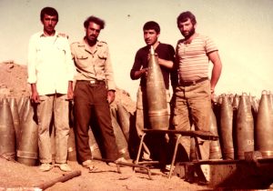 با دشمنان اسلام و امام و انقلاب بجنگید
