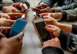 مگس‌ها و زخم قربانیان فضای مجازی