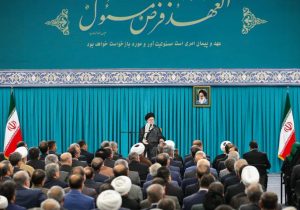 مجلس باید نشانه عزم و ارده ملی باشد