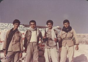 از امام عزیزمان پیروى کنید