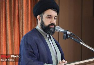 رستگاری در پیروی از ولایت است