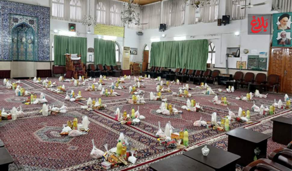 توزیع ۵۰ بسته معیشتی در آستانه شب یلدا