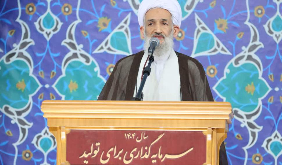 ایستادگی مقابل آمریکا و صهیونیسم راه حفظ عزت ایران است