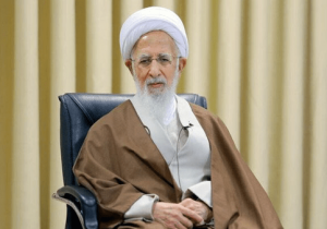 آیت‌الله جوادی آملی: قوی شوید تا دشمن به شما طمع نکند