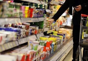 حل مشکلات معیشتی مطالبه اصلی مردم است