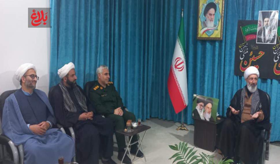 نقش محوری روحانیت و بسیج در پیشبرد اهداف انقلاب نقش محوری روحانیت و بسیج در پیشبرد اهداف انقلاب