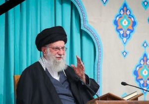 رهبر انقلاب اسلامی به فیض شهادت نائل شدند