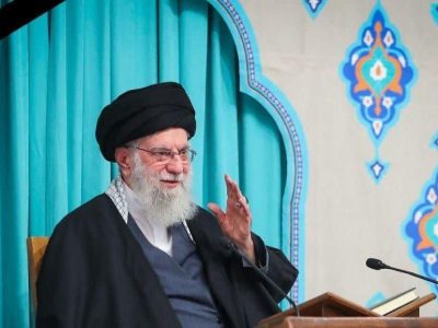 رهبر انقلاب اسلامی به فیض شهادت نائل شدند