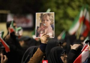 ضروت استمرار حضور خروشان ملت در میدان