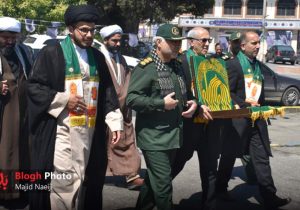 استقبال پرشور بسیجیان آمل از پرچم رضوی