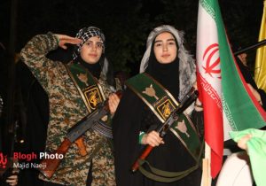 رژه مسلحانه بانوان بسیجی آمل