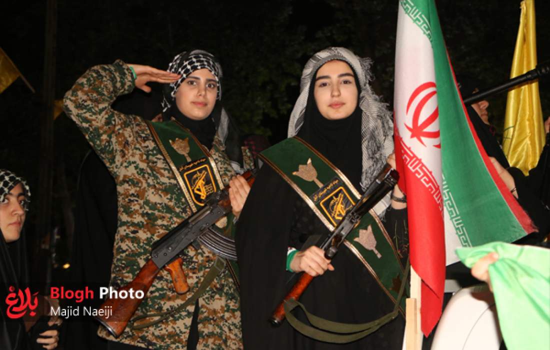 رژه مسلحانه بانوان بسیجی آمل